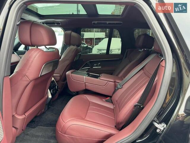 Черный Ленд Ровер Рендж Ровер, объемом двигателя 4.39 л и пробегом 10 тыс. км за 249999 $, фото 39 на Automoto.ua