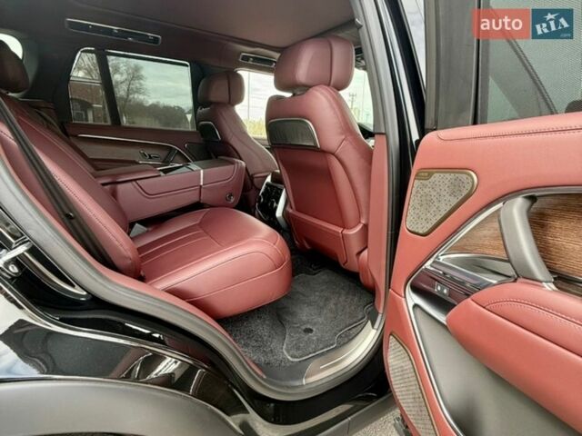 Чорний Ленд Ровер Рендж Ровер, об'ємом двигуна 3 л та пробігом 20 тис. км за 215000 $, фото 38 на Automoto.ua