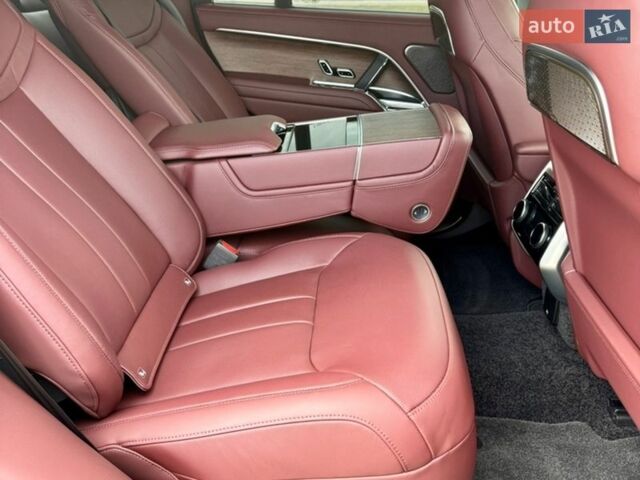 Чорний Ленд Ровер Рендж Ровер, об'ємом двигуна 3 л та пробігом 20 тис. км за 215000 $, фото 16 на Automoto.ua