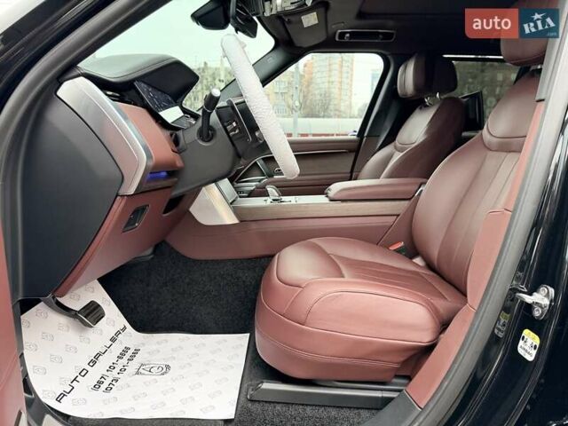 Чорний Ленд Ровер Рендж Ровер, об'ємом двигуна 3 л та пробігом 24 тис. км за 239000 $, фото 20 на Automoto.ua