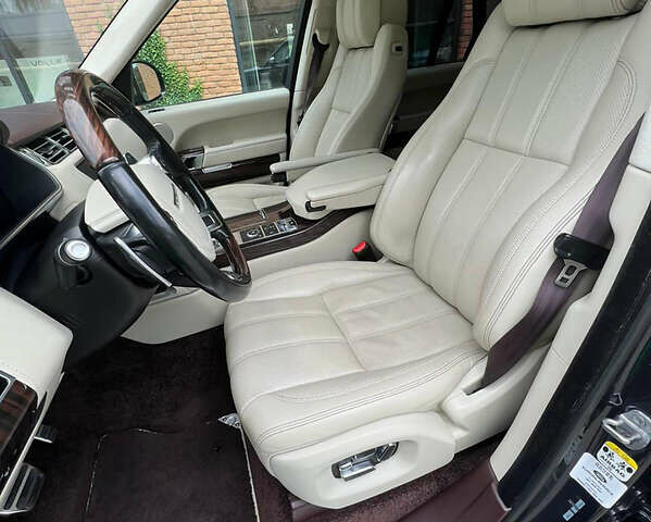 Фиолетовый Ленд Ровер Рендж Ровер, объемом двигателя 4.4 л и пробегом 130 тыс. км за 50000 $, фото 5 на Automoto.ua