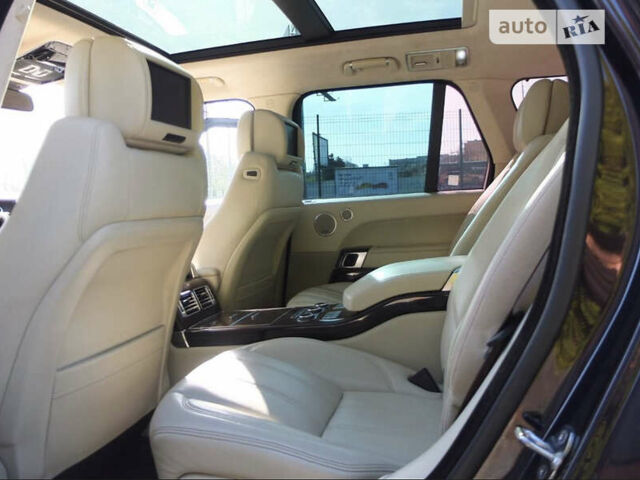 Фиолетовый Ленд Ровер Рендж Ровер, объемом двигателя 4.4 л и пробегом 130 тыс. км за 50000 $, фото 10 на Automoto.ua