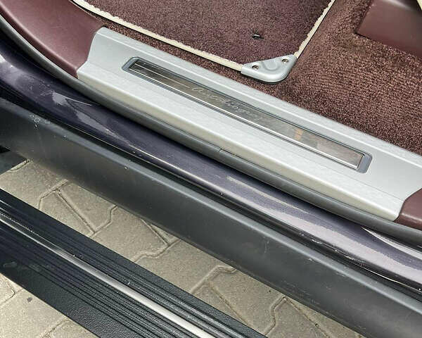 Фиолетовый Ленд Ровер Рендж Ровер, объемом двигателя 4.4 л и пробегом 130 тыс. км за 50000 $, фото 16 на Automoto.ua