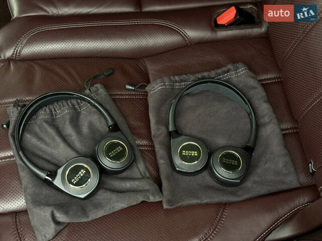 Фиолетовый Ленд Ровер Рендж Ровер, объемом двигателя 4.37 л и пробегом 200 тыс. км за 39990 $, фото 24 на Automoto.ua