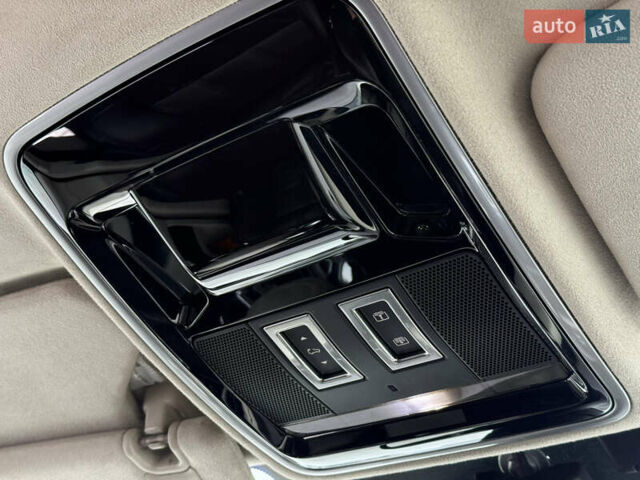 Фиолетовый Ленд Ровер Рендж Ровер, объемом двигателя 4.37 л и пробегом 200 тыс. км за 39990 $, фото 14 на Automoto.ua