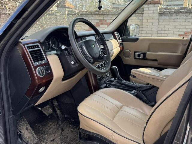 Коричневий Ленд Ровер Рендж Ровер, об'ємом двигуна 3 л та пробігом 300 тис. км за 6800 $, фото 5 на Automoto.ua