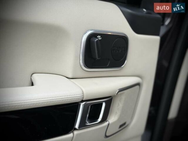 Коричневий Ленд Ровер Рендж Ровер, об'ємом двигуна 5 л та пробігом 150 тис. км за 19500 $, фото 39 на Automoto.ua