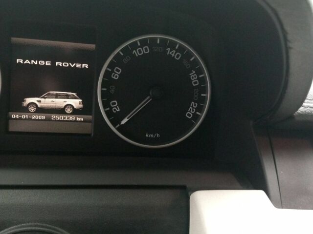 Коричневий Ленд Ровер Рендж Ровер, об'ємом двигуна 3 л та пробігом 250 тис. км за 14650 $, фото 5 на Automoto.ua