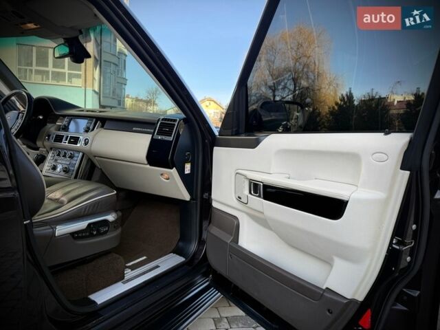 Коричневый Ленд Ровер Рендж Ровер, объемом двигателя 5 л и пробегом 220 тыс. км за 19500 $, фото 26 на Automoto.ua