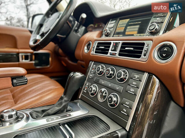 Коричневый Ленд Ровер Рендж Ровер, объемом двигателя 5 л и пробегом 225 тыс. км за 18000 $, фото 18 на Automoto.ua