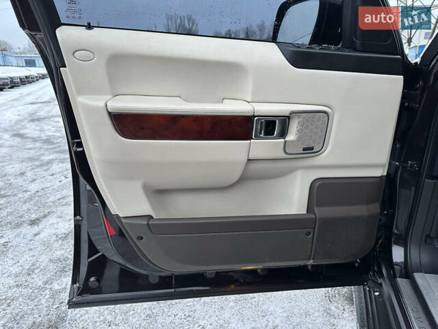 Коричневый Ленд Ровер Рендж Ровер, объемом двигателя 5 л и пробегом 182 тыс. км за 18500 $, фото 14 на Automoto.ua