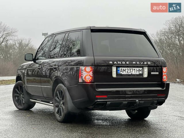 Коричневий Ленд Ровер Рендж Ровер, об'ємом двигуна 5 л та пробігом 226 тис. км за 16000 $, фото 3 на Automoto.ua