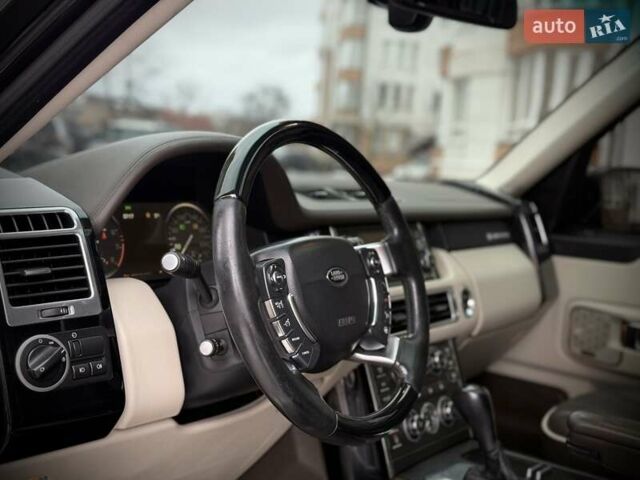 Коричневий Ленд Ровер Рендж Ровер, об'ємом двигуна 5 л та пробігом 150 тис. км за 19500 $, фото 17 на Automoto.ua