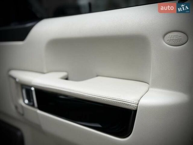 Коричневий Ленд Ровер Рендж Ровер, об'ємом двигуна 5 л та пробігом 150 тис. км за 19500 $, фото 21 на Automoto.ua