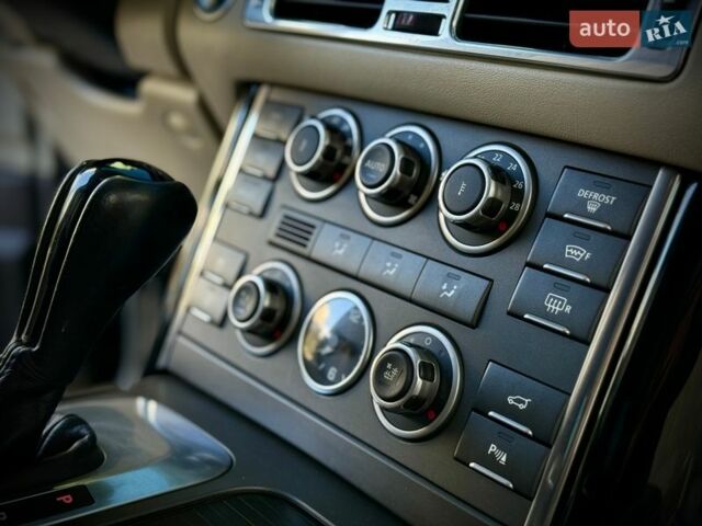 Коричневый Ленд Ровер Рендж Ровер, объемом двигателя 5 л и пробегом 220 тыс. км за 19500 $, фото 33 на Automoto.ua