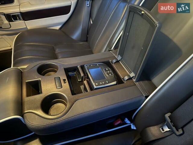 Коричневий Ленд Ровер Рендж Ровер, об'ємом двигуна 5 л та пробігом 180 тис. км за 19999 $, фото 11 на Automoto.ua