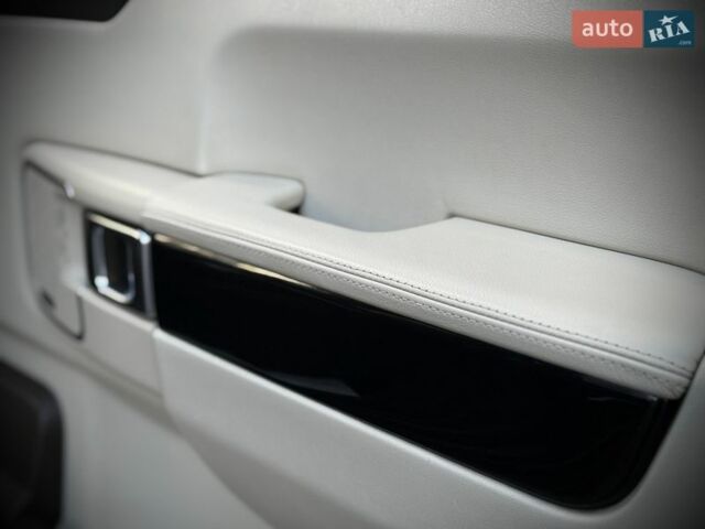 Коричневый Ленд Ровер Рендж Ровер, объемом двигателя 5 л и пробегом 220 тыс. км за 19500 $, фото 28 на Automoto.ua