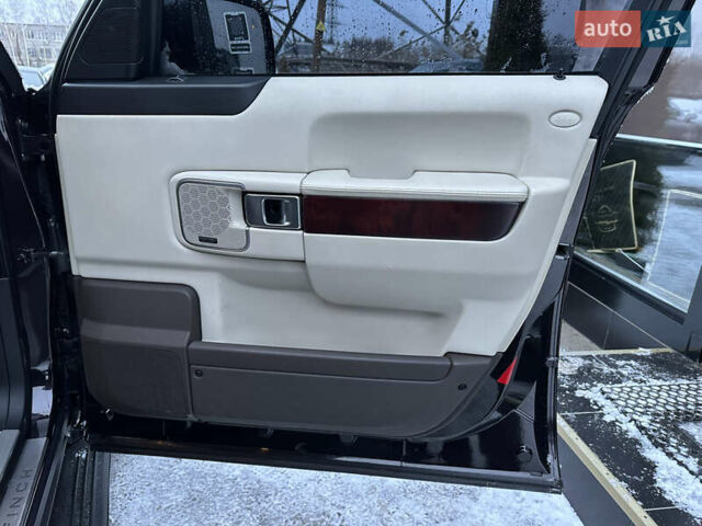 Коричневый Ленд Ровер Рендж Ровер, объемом двигателя 5 л и пробегом 182 тыс. км за 18500 $, фото 26 на Automoto.ua