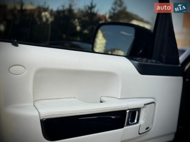 Коричневый Ленд Ровер Рендж Ровер, объемом двигателя 5 л и пробегом 220 тыс. км за 19500 $, фото 22 на Automoto.ua