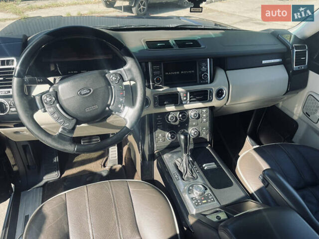 Коричневый Ленд Ровер Рендж Ровер, объемом двигателя 5 л и пробегом 207 тыс. км за 16777 $, фото 10 на Automoto.ua