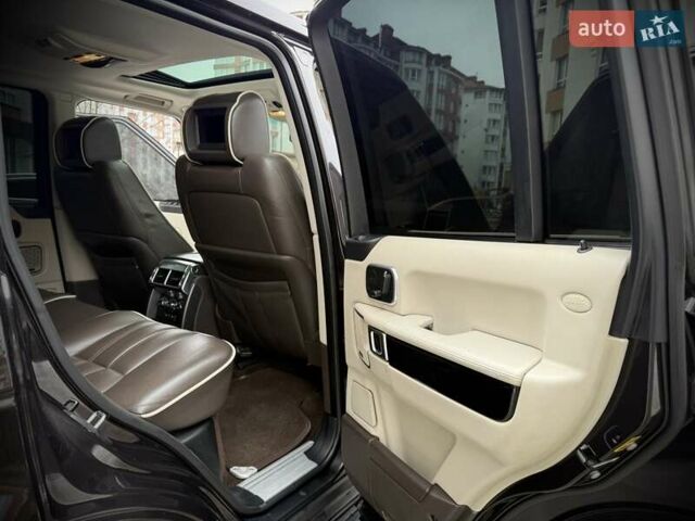 Коричневий Ленд Ровер Рендж Ровер, об'ємом двигуна 5 л та пробігом 150 тис. км за 19500 $, фото 28 на Automoto.ua