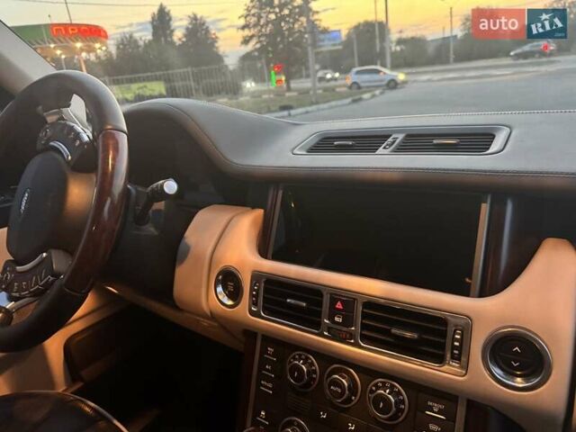 Коричневий Ленд Ровер Рендж Ровер, об'ємом двигуна 5 л та пробігом 180 тис. км за 19999 $, фото 8 на Automoto.ua