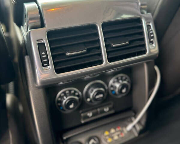 Коричневый Ленд Ровер Рендж Ровер, объемом двигателя 3.63 л и пробегом 231 тыс. км за 24800 $, фото 13 на Automoto.ua