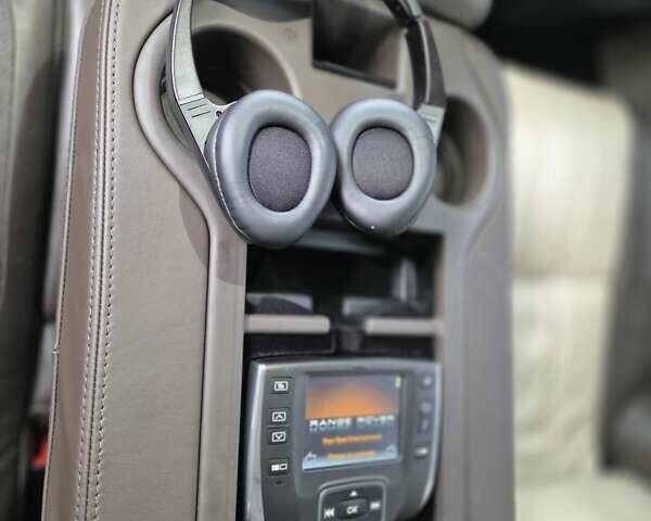 Коричневий Ленд Ровер Рендж Ровер, об'ємом двигуна 5 л та пробігом 300 тис. км за 14900 $, фото 19 на Automoto.ua