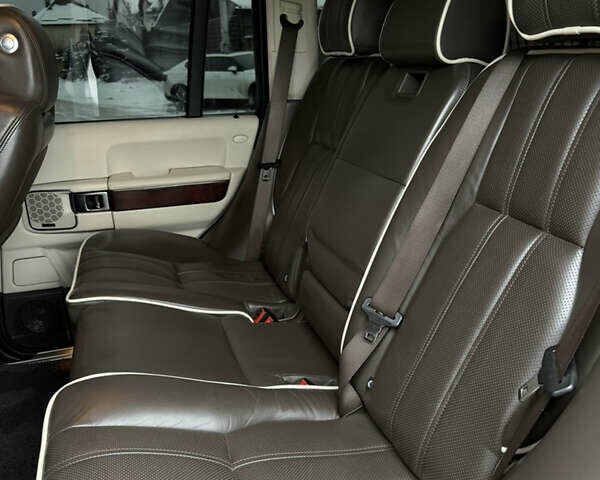 Коричневый Ленд Ровер Рендж Ровер, объемом двигателя 5 л и пробегом 207 тыс. км за 13700 $, фото 75 на Automoto.ua