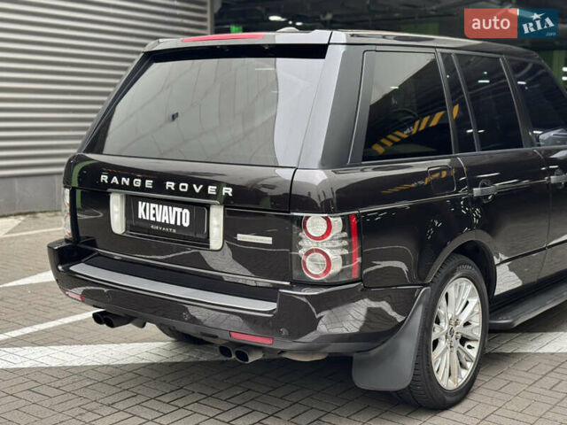 Коричневий Ленд Ровер Рендж Ровер, об'ємом двигуна 5 л та пробігом 216 тис. км за 14900 $, фото 12 на Automoto.ua