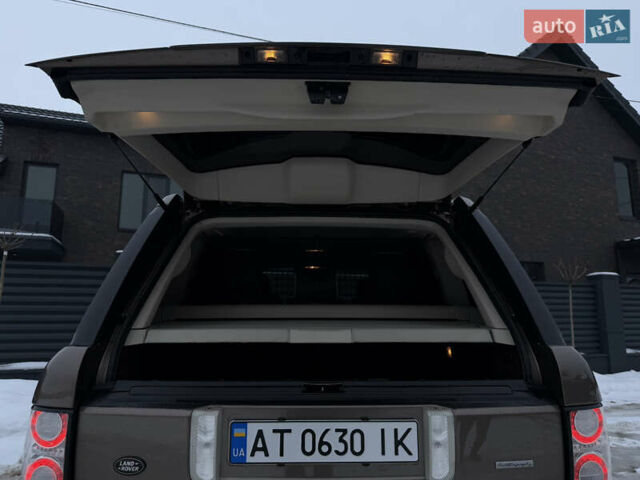 Коричневый Ленд Ровер Рендж Ровер, объемом двигателя 5 л и пробегом 207 тыс. км за 13700 $, фото 47 на Automoto.ua