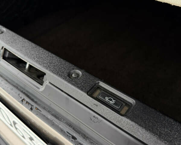 Коричневый Ленд Ровер Рендж Ровер, объемом двигателя 5 л и пробегом 207 тыс. км за 13700 $, фото 112 на Automoto.ua