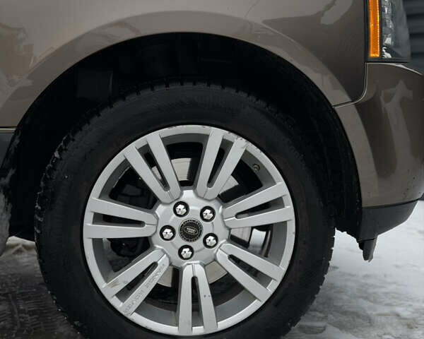 Коричневый Ленд Ровер Рендж Ровер, объемом двигателя 5 л и пробегом 207 тыс. км за 13700 $, фото 43 на Automoto.ua