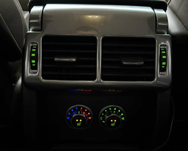 Коричневый Ленд Ровер Рендж Ровер, объемом двигателя 5 л и пробегом 207 тыс. км за 13700 $, фото 71 на Automoto.ua