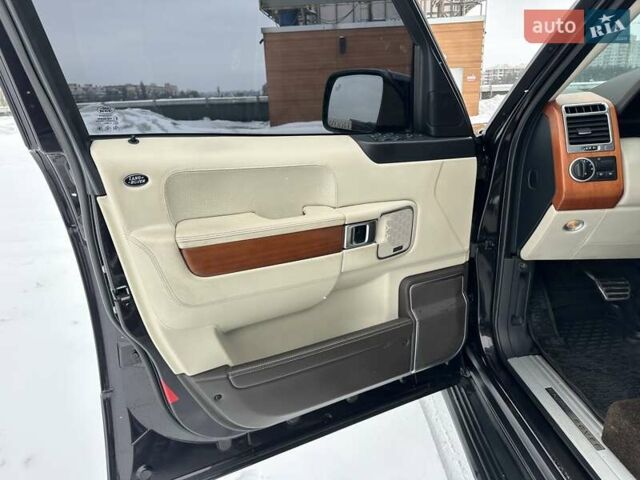 Коричневый Ленд Ровер Рендж Ровер, объемом двигателя 4.37 л и пробегом 294 тыс. км за 22000 $, фото 11 на Automoto.ua