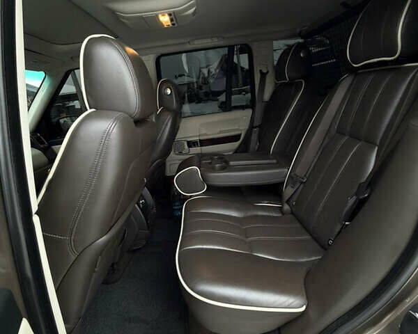 Коричневый Ленд Ровер Рендж Ровер, объемом двигателя 5 л и пробегом 207 тыс. км за 13700 $, фото 82 на Automoto.ua