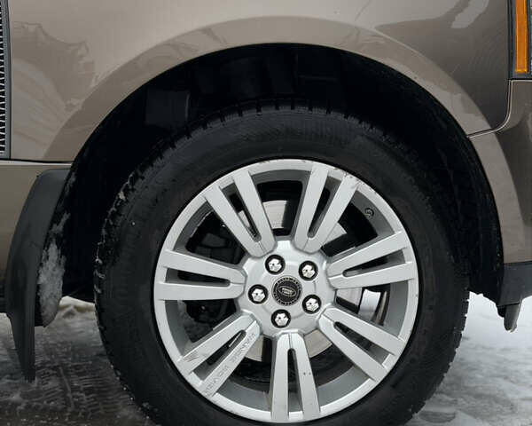 Коричневый Ленд Ровер Рендж Ровер, объемом двигателя 5 л и пробегом 207 тыс. км за 13700 $, фото 42 на Automoto.ua