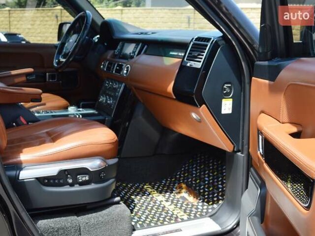 Коричневый Ленд Ровер Рендж Ровер, объемом двигателя 4.4 л и пробегом 168 тыс. км за 23900 $, фото 44 на Automoto.ua