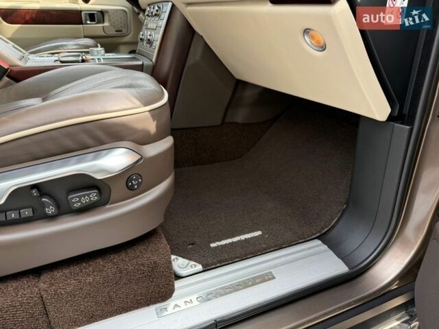 Коричневий Ленд Ровер Рендж Ровер, об'ємом двигуна 4.37 л та пробігом 178 тис. км за 20000 $, фото 79 на Automoto.ua