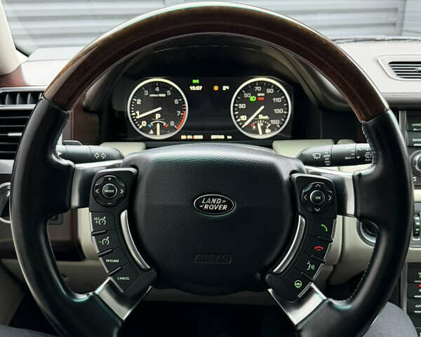 Коричневый Ленд Ровер Рендж Ровер, объемом двигателя 5 л и пробегом 207 тыс. км за 13700 $, фото 92 на Automoto.ua