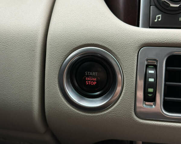 Коричневый Ленд Ровер Рендж Ровер, объемом двигателя 5 л и пробегом 207 тыс. км за 13700 $, фото 101 на Automoto.ua