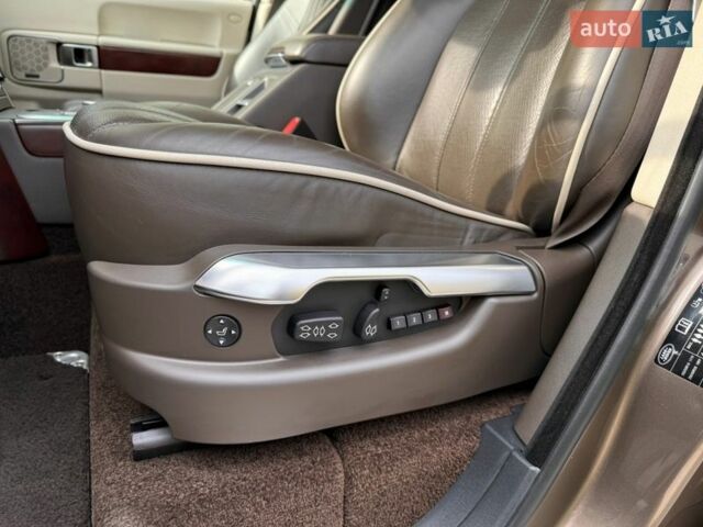 Коричневий Ленд Ровер Рендж Ровер, об'ємом двигуна 4.37 л та пробігом 178 тис. км за 20000 $, фото 41 на Automoto.ua