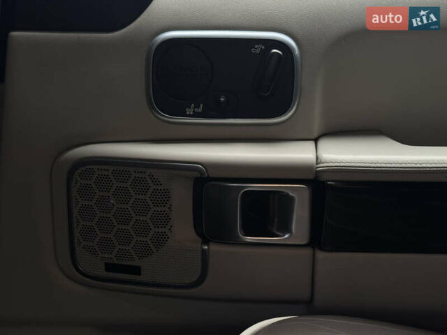 Коричневий Ленд Ровер Рендж Ровер, об'ємом двигуна 5 л та пробігом 216 тис. км за 14900 $, фото 40 на Automoto.ua