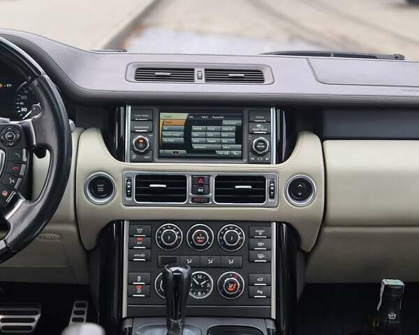 Коричневий Ленд Ровер Рендж Ровер, об'ємом двигуна 5 л та пробігом 300 тис. км за 14900 $, фото 26 на Automoto.ua