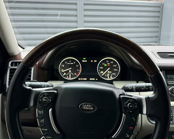 Коричневый Ленд Ровер Рендж Ровер, объемом двигателя 5 л и пробегом 207 тыс. км за 13700 $, фото 65 на Automoto.ua
