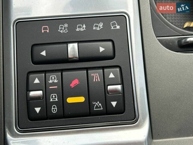 Коричневий Ленд Ровер Рендж Ровер, об'ємом двигуна 4.37 л та пробігом 299 тис. км за 19990 $, фото 25 на Automoto.ua