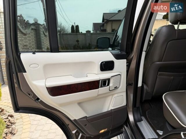 Коричневий Ленд Ровер Рендж Ровер, об'ємом двигуна 4.37 л та пробігом 178 тис. км за 20000 $, фото 91 на Automoto.ua