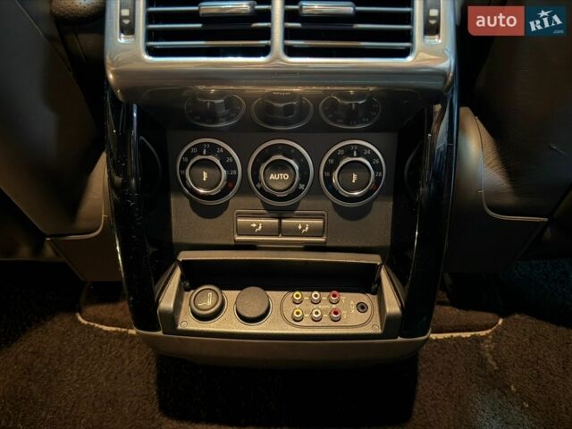 Коричневий Ленд Ровер Рендж Ровер, об'ємом двигуна 5 л та пробігом 288 тис. км за 13700 $, фото 23 на Automoto.ua