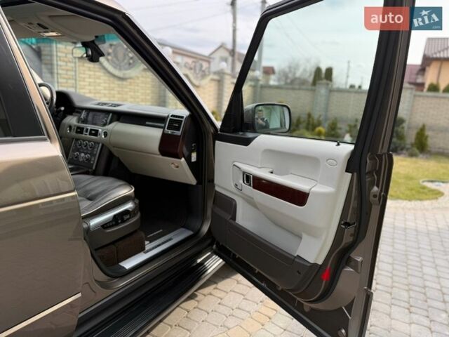 Коричневий Ленд Ровер Рендж Ровер, об'ємом двигуна 4.37 л та пробігом 178 тис. км за 20000 $, фото 72 на Automoto.ua