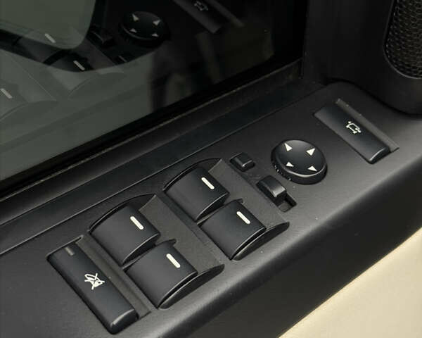 Коричневый Ленд Ровер Рендж Ровер, объемом двигателя 5 л и пробегом 207 тыс. км за 13700 $, фото 63 на Automoto.ua